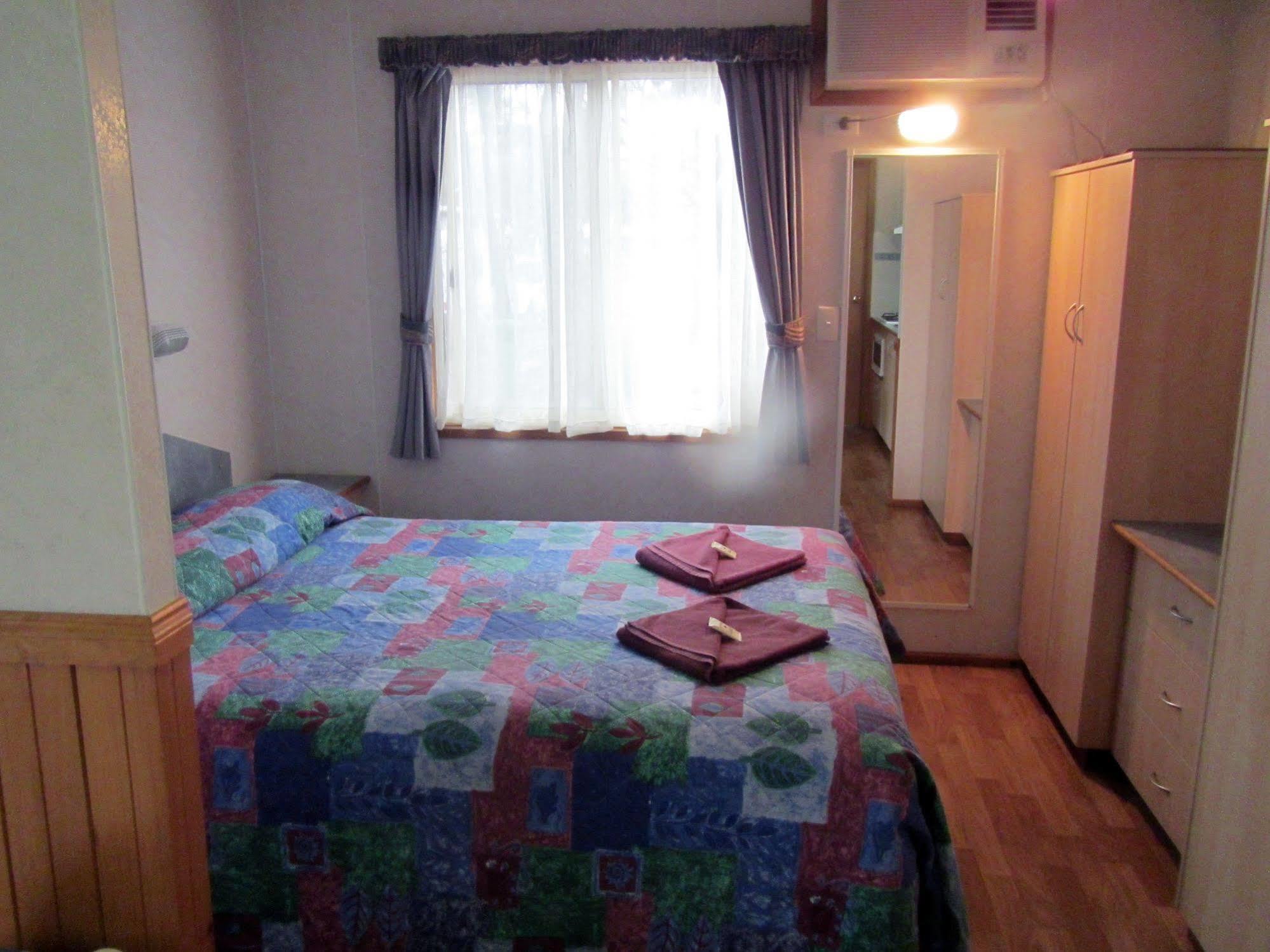 Acclaim Gateway Caravan Park Dundas Екстер'єр фото
